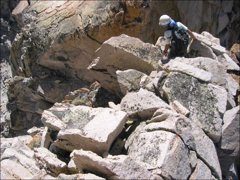 2005-08-13 Kearsarge Pinnacles (22) Miguel on way down